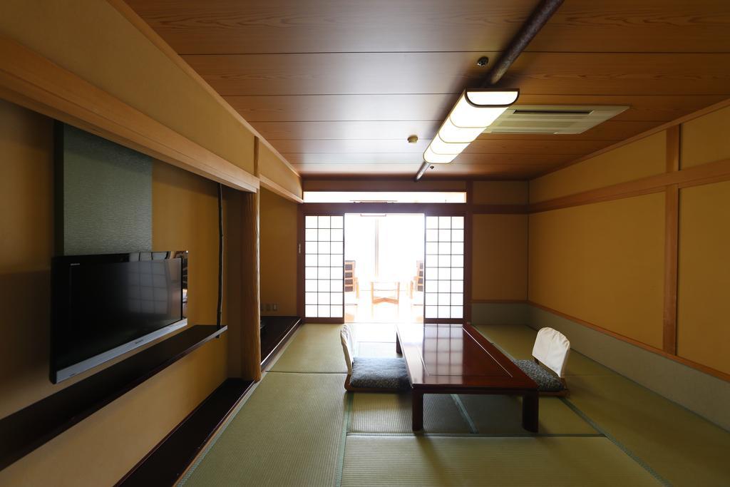 鹫羽山下电酒店 仓敷 客房 照片
